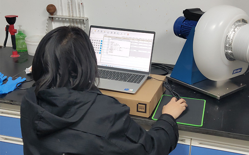 電腦上設置程序參數